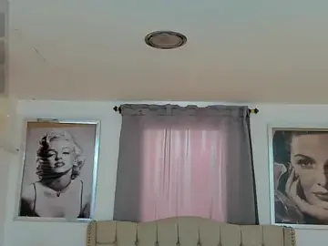 Stripchat Watch Live Sex Cams of Beautyari_