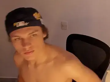 Stripchat Live Sex Cam of laurent_nova