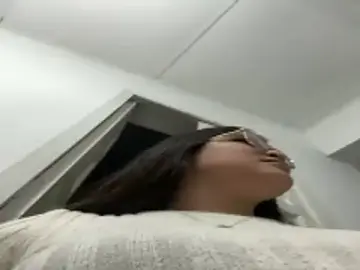 Stripchat Adult Webcam of CamilaSofiia