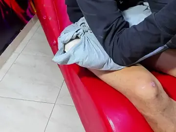 Stripchat Best live sex cam show of miacam-hot