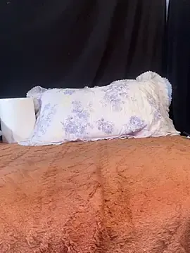 Stripchat Nude Webcam of veyolla_betsh