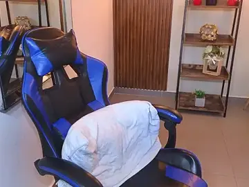 Stripchat Adult Webcam of Kenya--Buhle