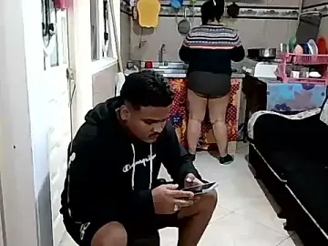 Stripchat Live Sex Cam of Boycuriousxxx