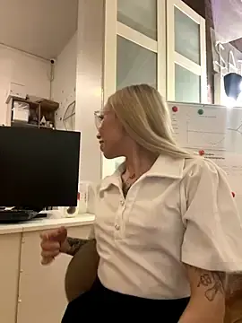 Stripchat Free Live Porn of babydolll