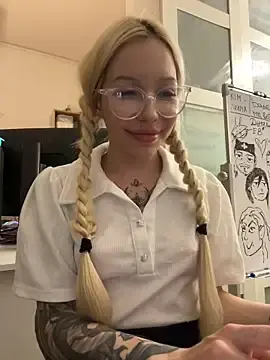 Stripchat Live Sex of babydolll
