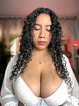 Stripchat Adult Webcams of serena_willow