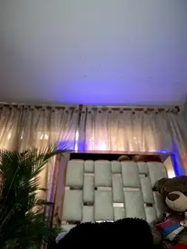 Stripchat Live Porn of serena_willow