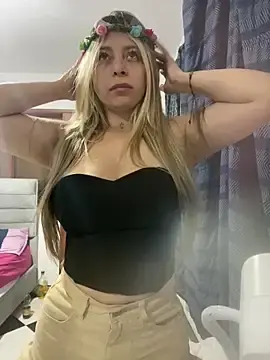 Stripchat Best live sex cam show of CristalGmez