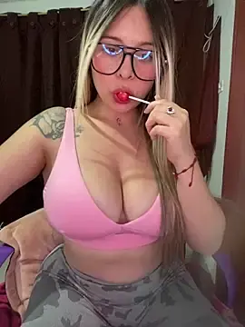 Stripchat Free Porn Cam of CristalGmez