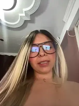 Stripchat Nude Webcam of CristalGmez