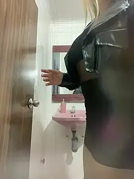 Stripchat Live Sex of CristalGmez