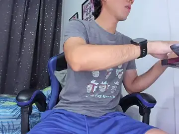 Stripchat Adult Webcam of The_skinnyguys