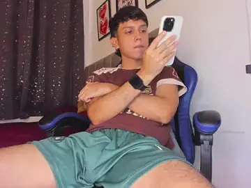 Stripchat Live Sex Cam of The_skinnyguys