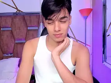 Stripchat Live Sex of Gerony_