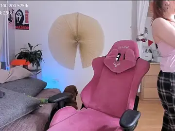 Stripchat Best live sex cam show of lil_lia