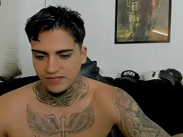 Stripchat Adult Video Chat of mad_maxxx2