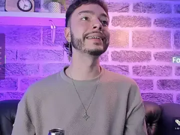 Stripchat Adult Webcams of noah_ricci