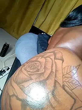 Stripchat Adult Webcams of Hugemassivebootie