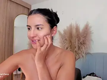 Stripchat Sex Cam of Kimm_khalifa