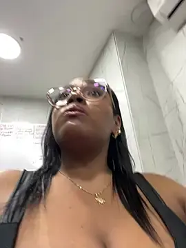 Stripchat Watch Live Sex Cams of Esmeralda_Duarte