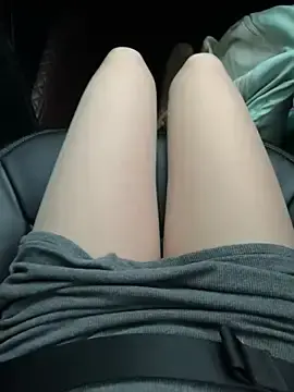 Stripchat Watch Live Sex Cams of littleqiu