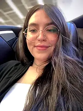 Stripchat Free Live Porn of meow_girl