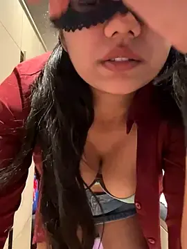 Stripchat Live Sex Cam of ScarletAss