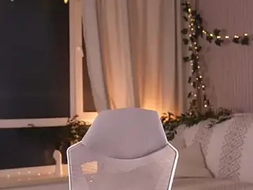 Stripchat Free Live Porn of UdelaHathorne