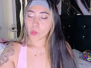 Stripchat Sex Cam of _ManuVeelez