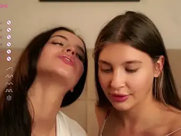 Stripchat Live Sex Cam of vivid_girls_vg