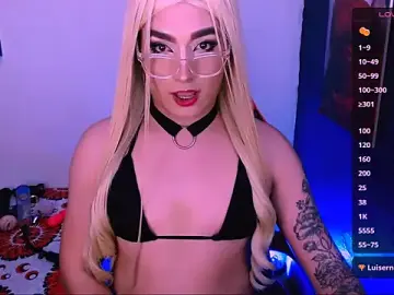 Stripchat Live Sex of bubble_red