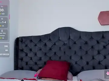 Stripchat Best live sex cam show of two_milkyway