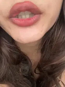 Stripchat Live Porn of Sofiyaa_39