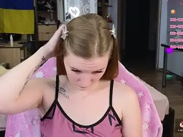 Stripchat Live Sex Cam of Mary_Blu