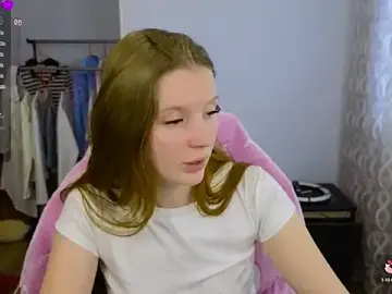 Stripchat Live Sex Cam of Mary_Blu