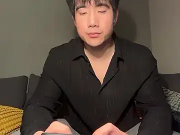 Stripchat Free Porn Cam of jungcock3210