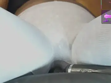 Stripchat Live Porn of EmmaSanzz_