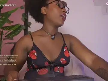 Stripchat Adult Webcams of EmmaSanzz_