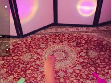 Stripchat Nude Webcam of Chery_Lady22