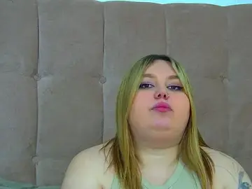 Stripchat Live Sex Cam of LillianKim