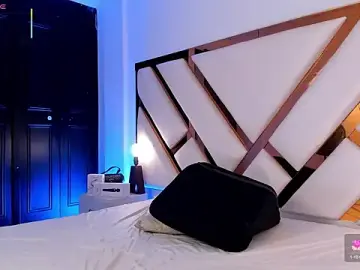 Stripchat Adult Webcams of Aron_cruz