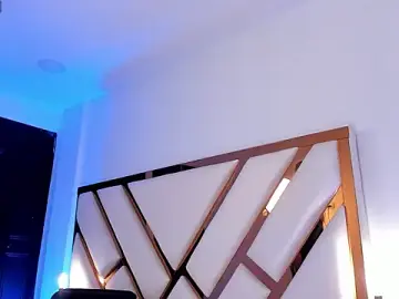 Stripchat Free Live Porn of Aron_cruz