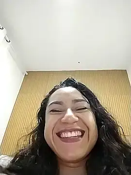 Stripchat Sex Cam of yummi__priv