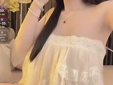 Stripchat Free Porn Cam of IvyMiss102