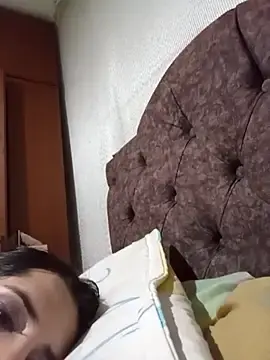 Stripchat Sex Cam of Samy_hot_69