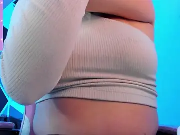 Stripchat Live Sex Cam of little_emma0