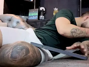 Stripchat Free Porn Cam of matteosantos