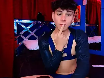 Stripchat Watch Live Sex Cams of Luke_Howland