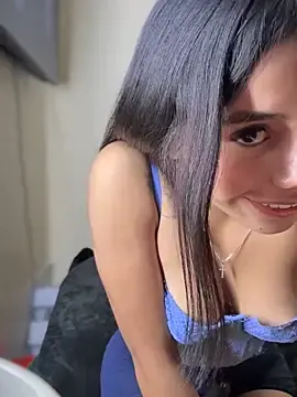 Stripchat Adult Video Chat of Laura-Khalifa