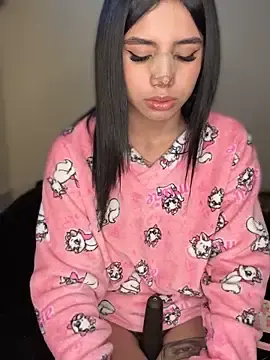 Stripchat Live Sex of Laura-Khalifa